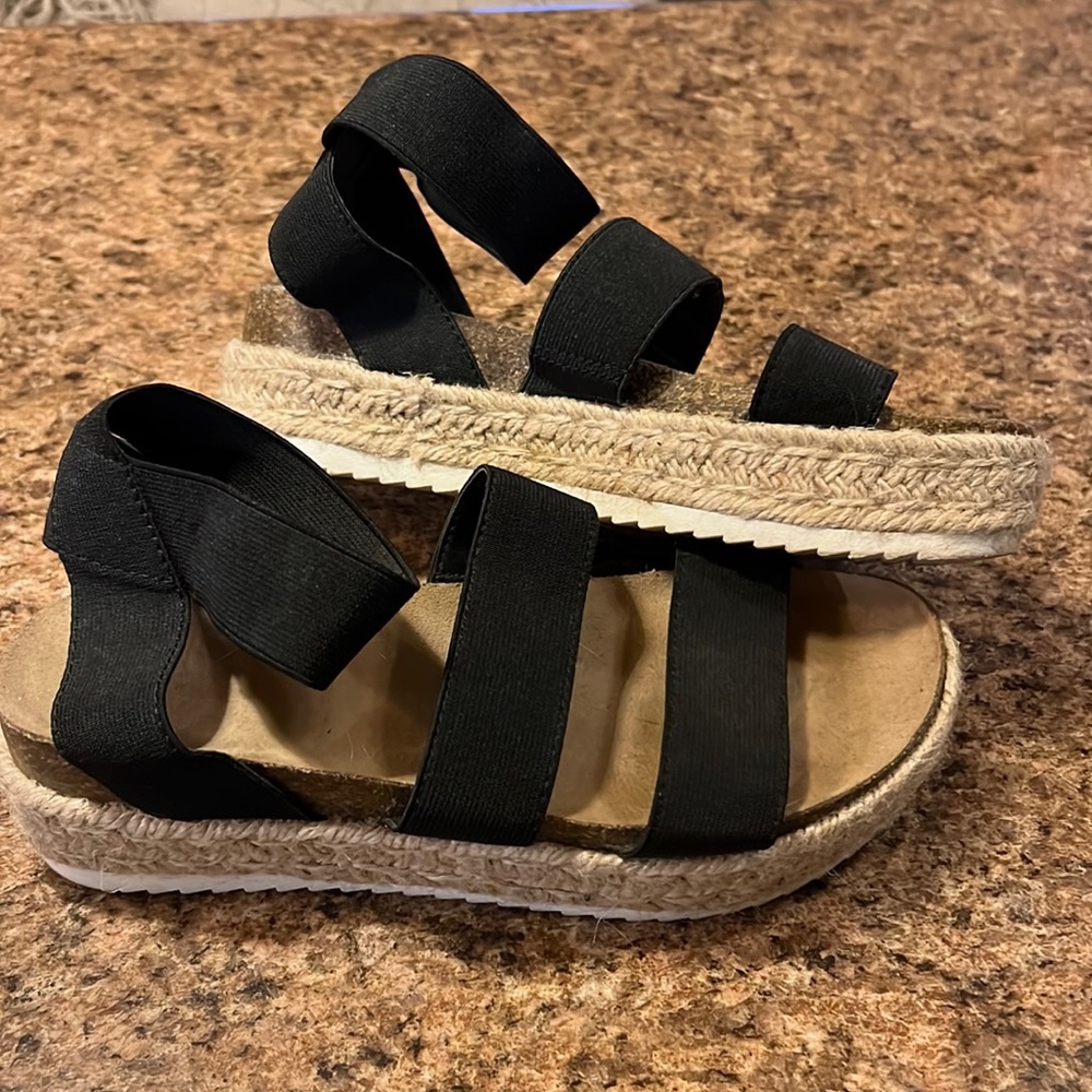 Women’s Wedge Sandles